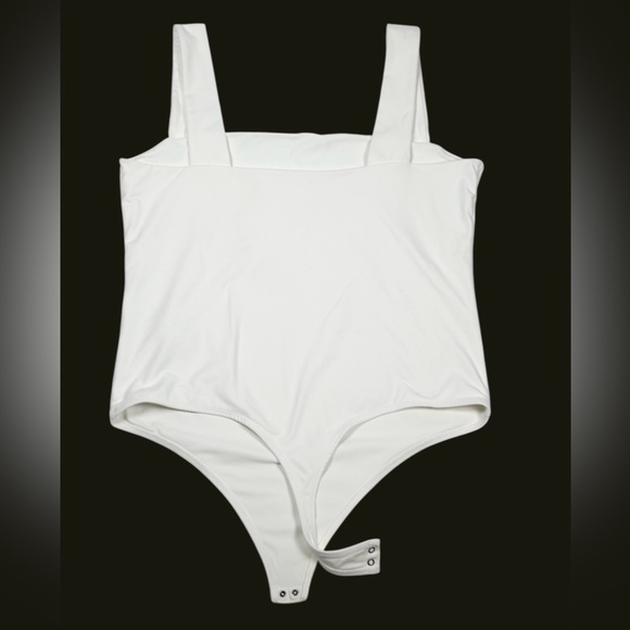 Abercrombie & Fitch Soft A&F White Square‑Neck Strap Bodysuit – Size XL - Picture 8 of 14